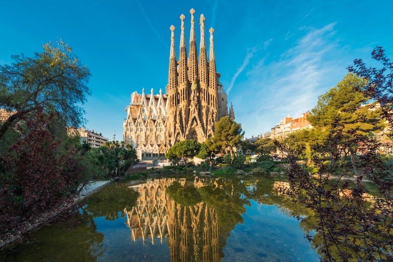 Gaudi Sagrada Familia in Barcelona. Img by www.architecturaldigest.com