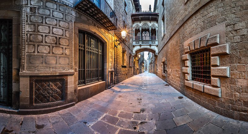 Gothic Quarter in Barcelona. Img by oddviser.com